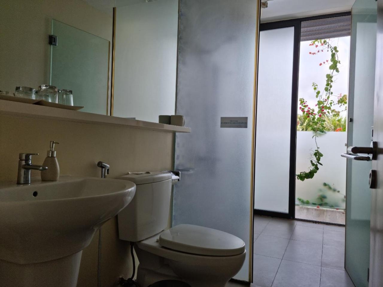 Oceanami Resort Sea View ロン・ハイ エクステリア 写真