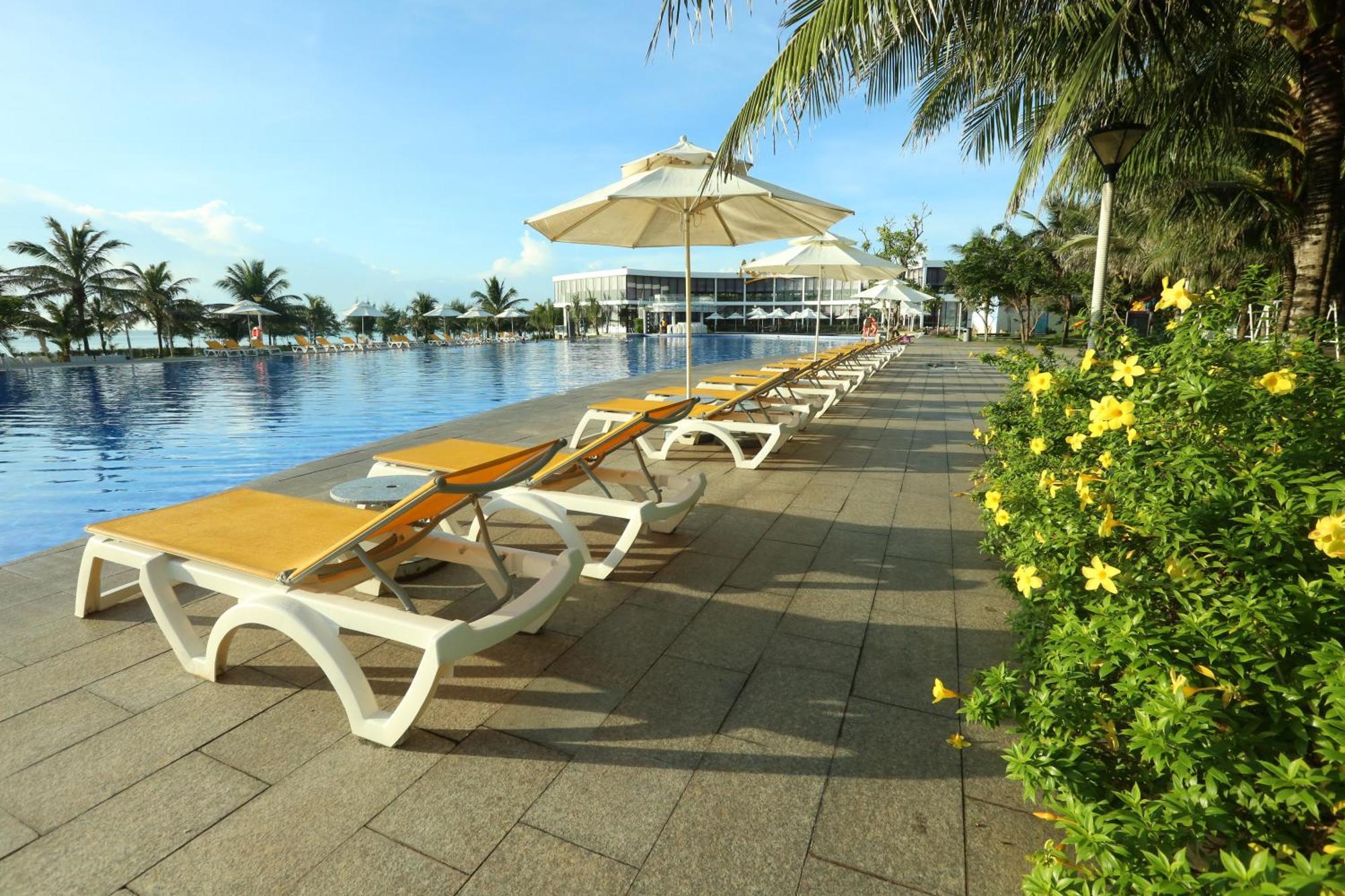 Oceanami Resort Sea View ロン・ハイ エクステリア 写真